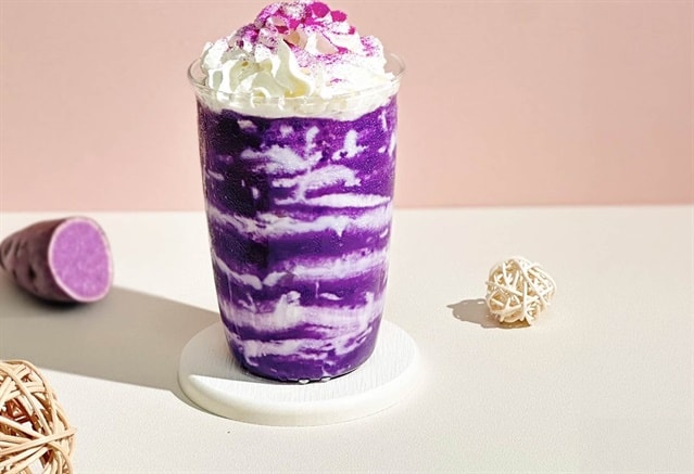 Ube latte